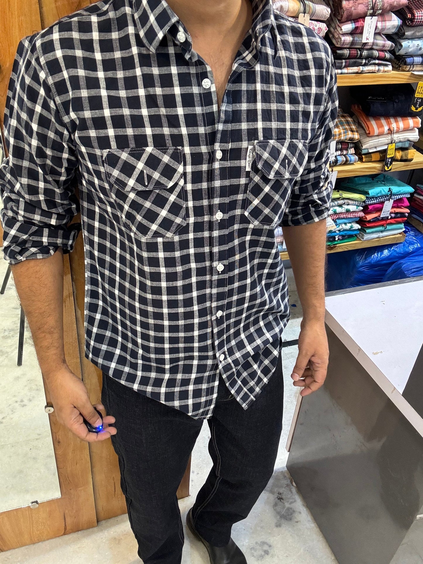 Premium Checked Shirt (M) ED1167