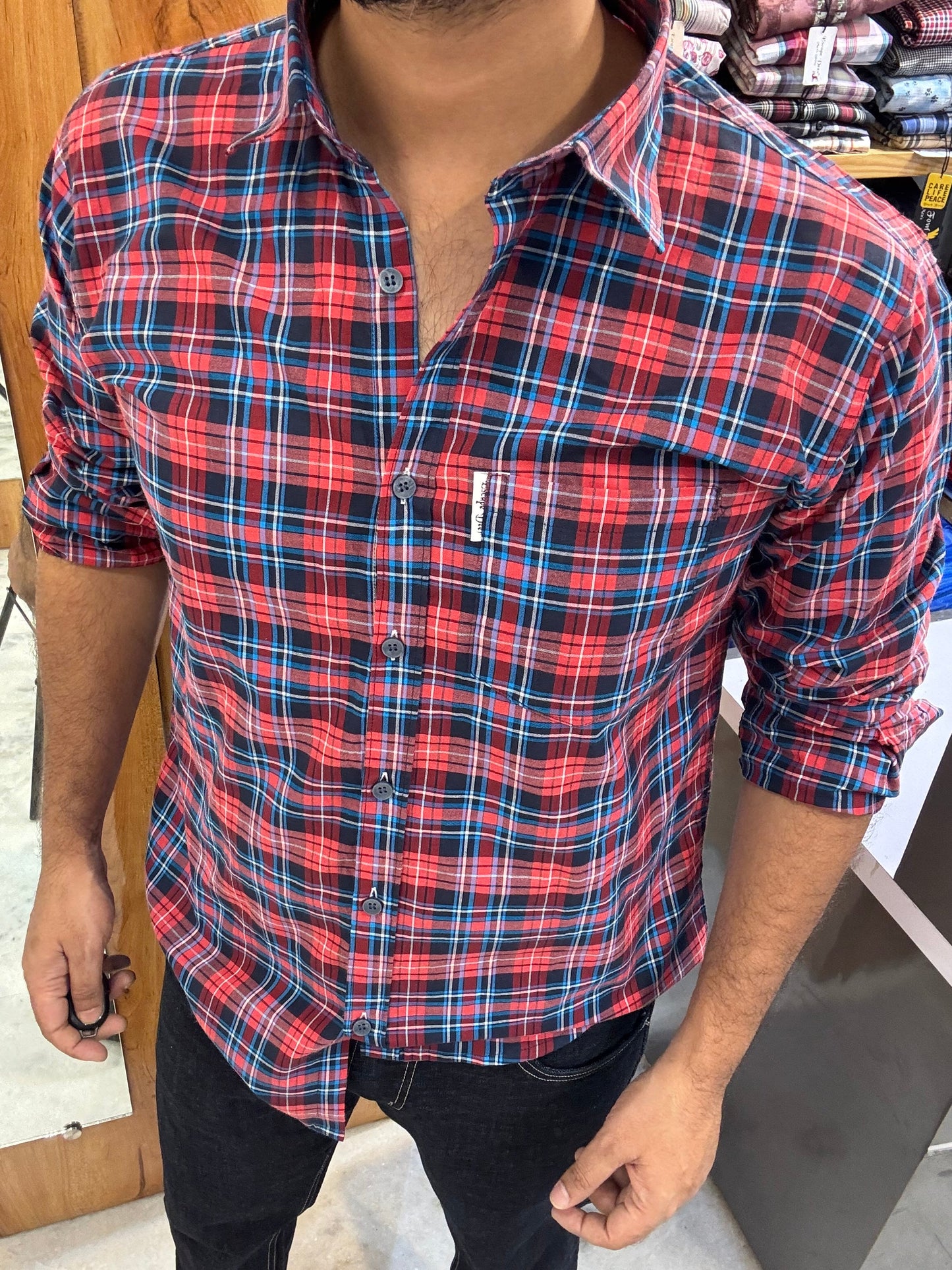 Premium Checked Shirt (M) ED1176