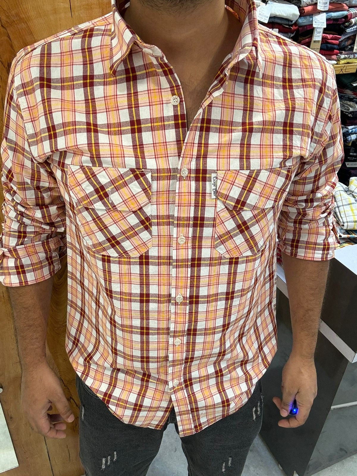 Double Pocket Checked Shirt (M) ED1091